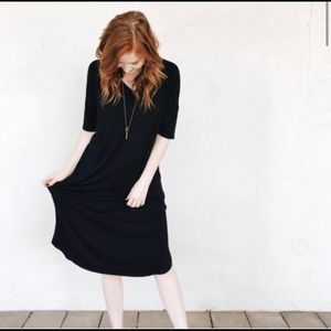 Carly Jean’s Favorite Midi Dress in Black